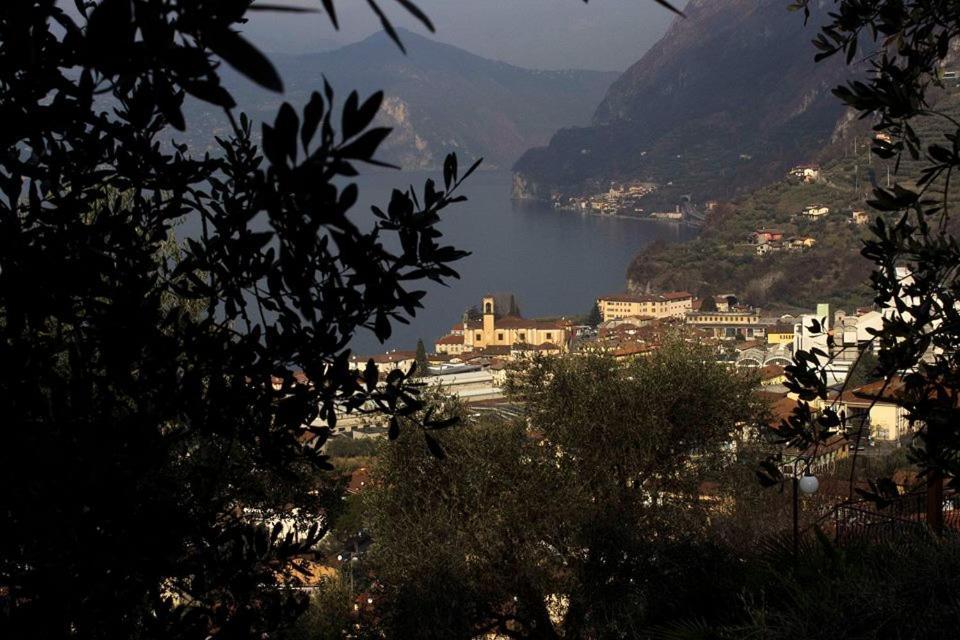 Magic On The Lake - Panoramic Marone Exteriér fotografie
